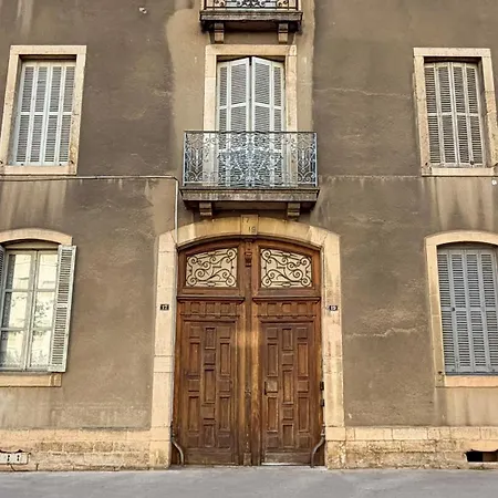 Cosy Centre Parking Apartman