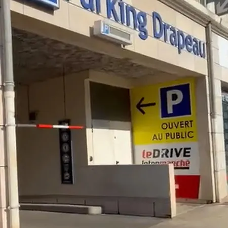 Cosy Centre Parking